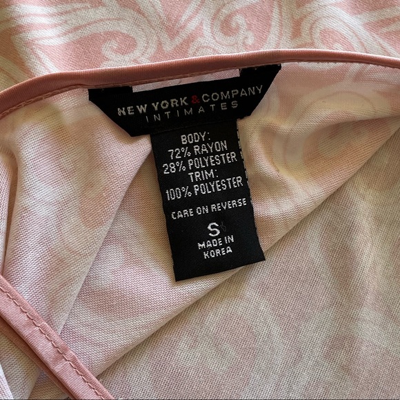 New York & Company Intimates Top Small - Picture 3 of 3
